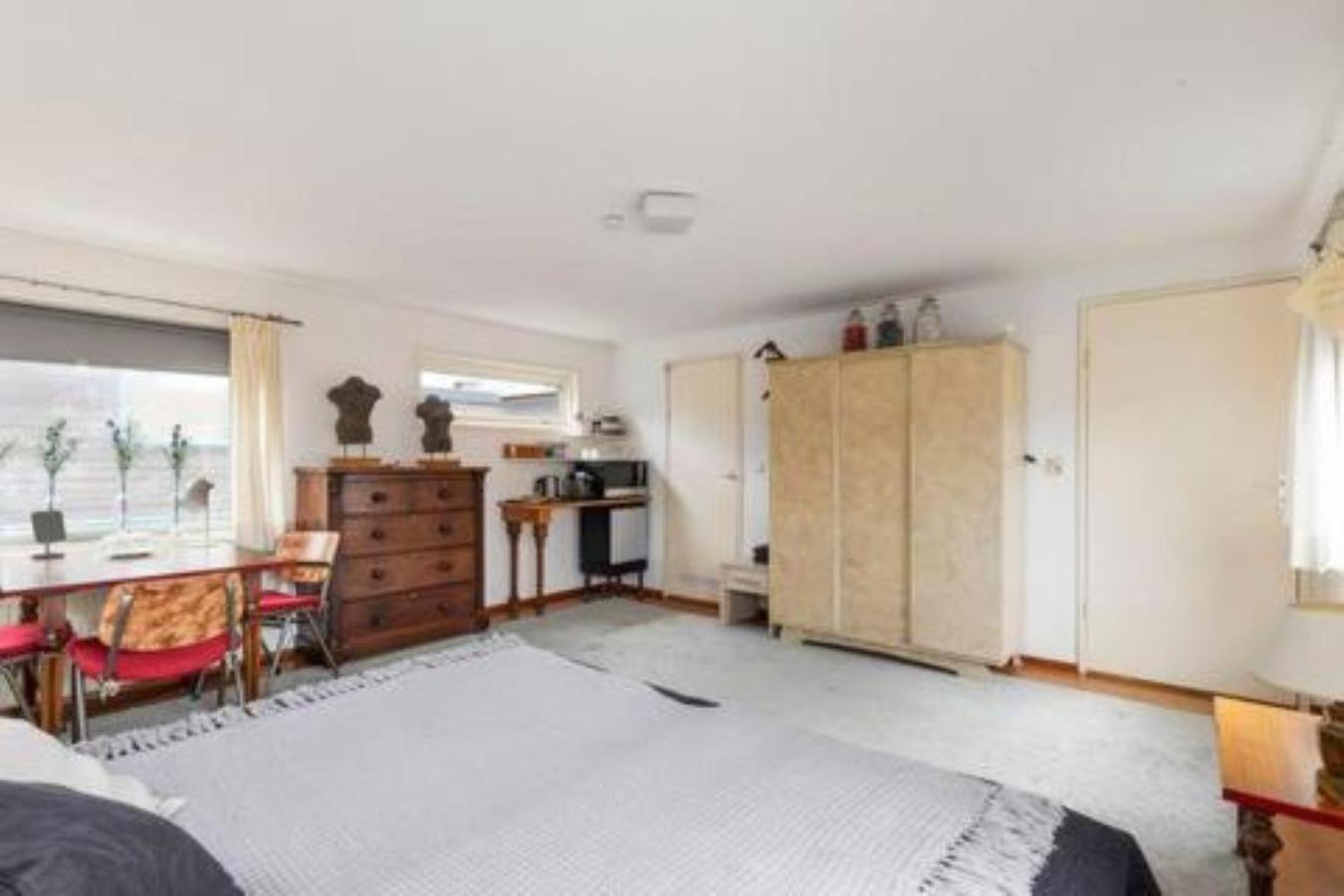 Authentic Dutch Houseboat In Amsterdam Zuid Villa Екстериор снимка